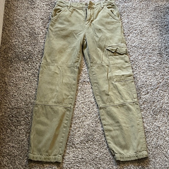 Reformation Pants - Reformation Olive Cargo Pants